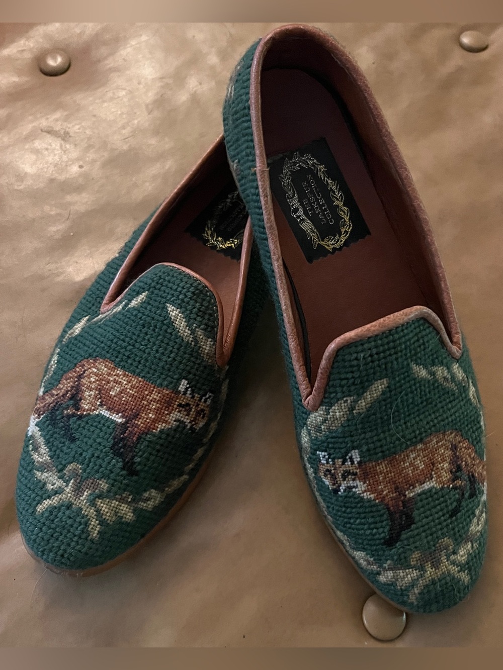 Vintage Larkspur Collection Fox Hunt Needlepoint Loafer Slipper Shoes Size 8